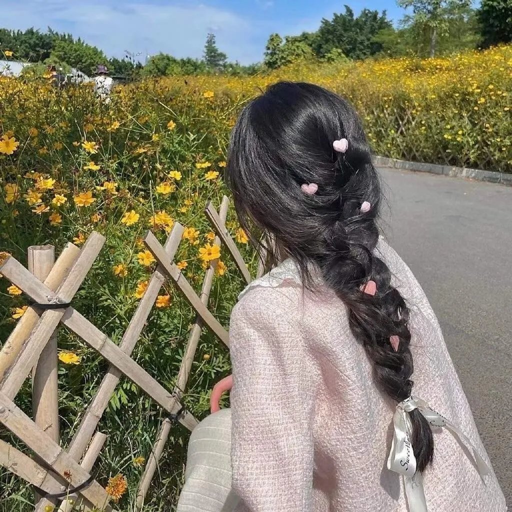 她来自台北